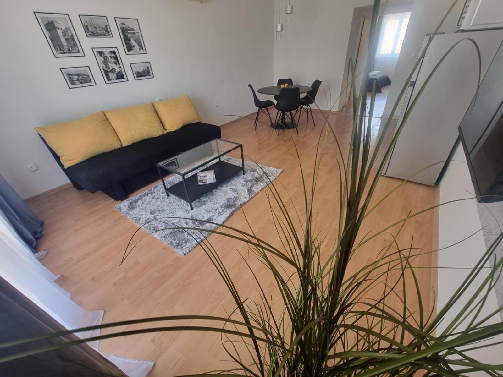 La Me Apartment *